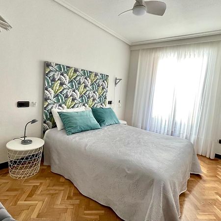 Vivienda Con Parking Incluido - Zona Van Dyck Apartment Salamanca Bagian luar foto